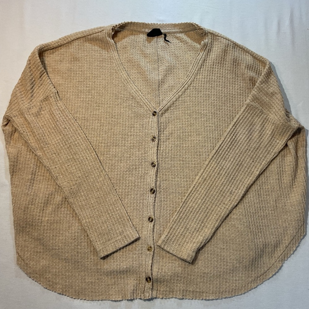 Urban Outfitters Woman's Beige JoJo Waffle Knit Thermal Button Front Size Medium